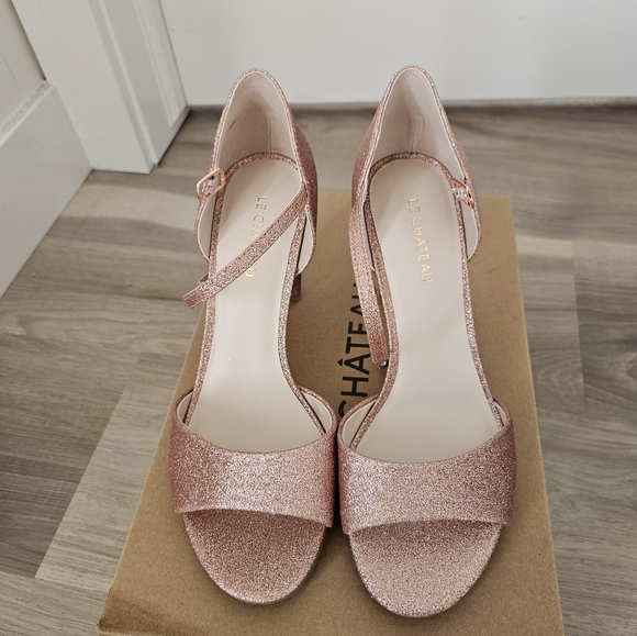 Brand new Le Chateau women high heels sandals size 6.5 - Picture 3 of 5